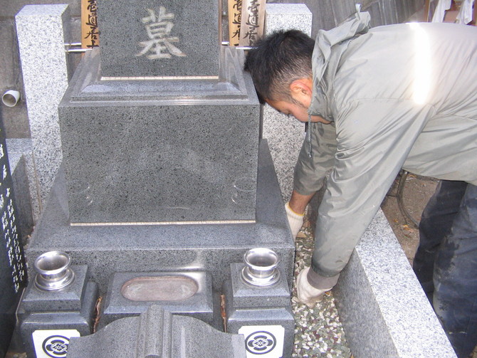 墓石の清掃 墓石の清掃